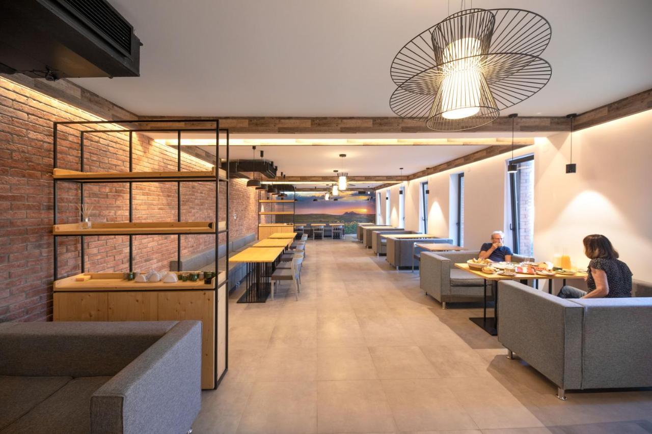Hotel Takara Dedoplis Tskaro ภายนอก รูปภาพ