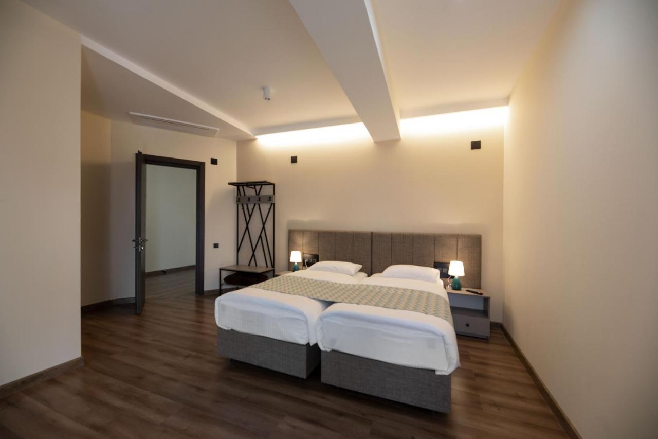 Hotel Takara Dedoplis Tskaro ภายนอก รูปภาพ
